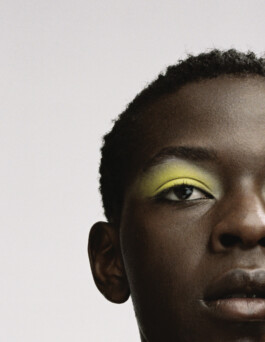 Collectiveinterest-tush-magazine-Maria-Ehrlich-2021-Hair-Makeup 