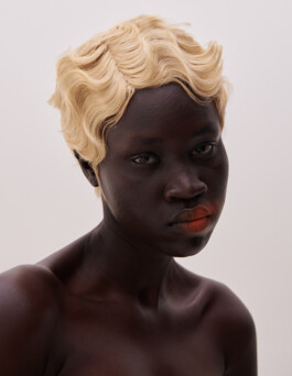 collectiveinteres-tush-mariaehrlich-2022 