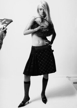 ollectiveinterest-mona-morali-latest-magazine-the-office 