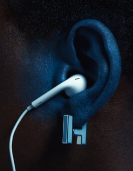 collectiveinterest-maria-ehrlich-hair-makeup-tush-magazine-2024 