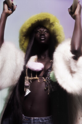 collectiveinterest-sophia-mulder-nostalgia-extra-autonomous-2022 