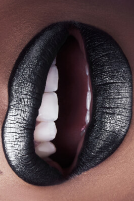 collectiveinterest-sophia-mulder-the-beauty-issue-cosmopolitan-netherlands-2024 